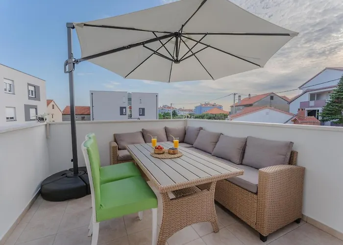 Glamorous Getaway Apartment Zadar
